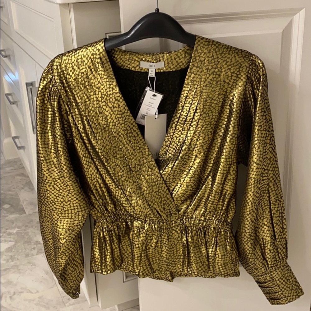 Joie XS Gold Top NWT